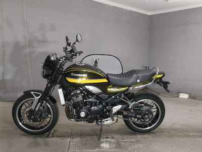 Kawasaki Z900RS 2021