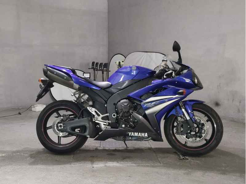 Yamaha YZF-R1