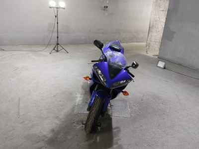 Yamaha YZF-R1