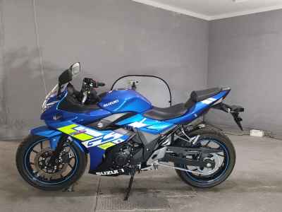 Suzuki GSX250R
