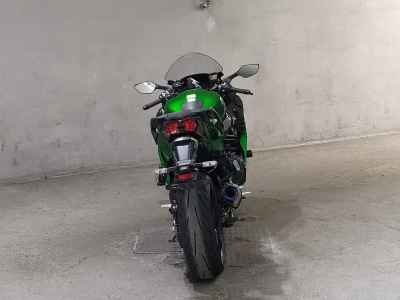 Kawasaki Ninja H2 SX 2023