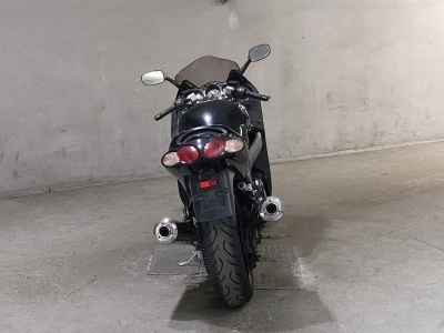 Kawasaki ZZR1200