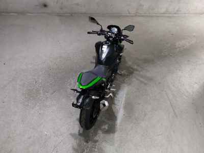 Kawasaki Z400 2021
