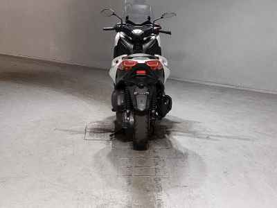 Yamaha XMAX 250