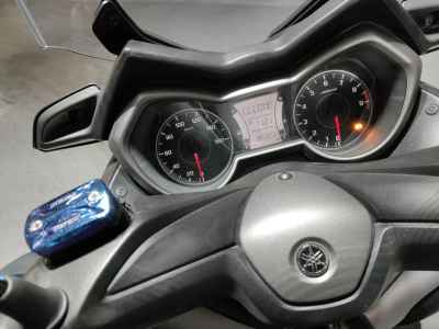 Yamaha XMAX 250