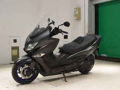 Suzuki Burgman 400 2023