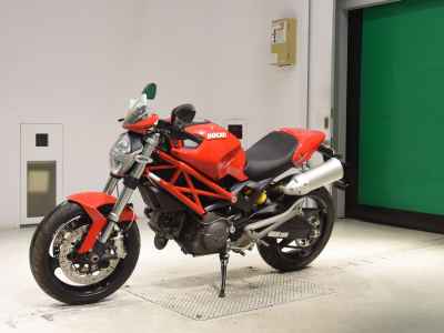 Ducati Monster 696 2010