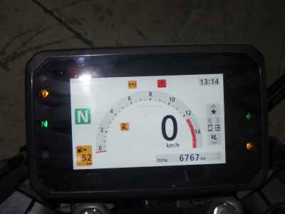 Honda CB650R E-Clutch 2024