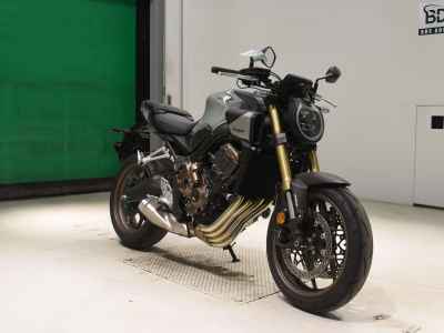 Honda CB650R E-Clutch 2024