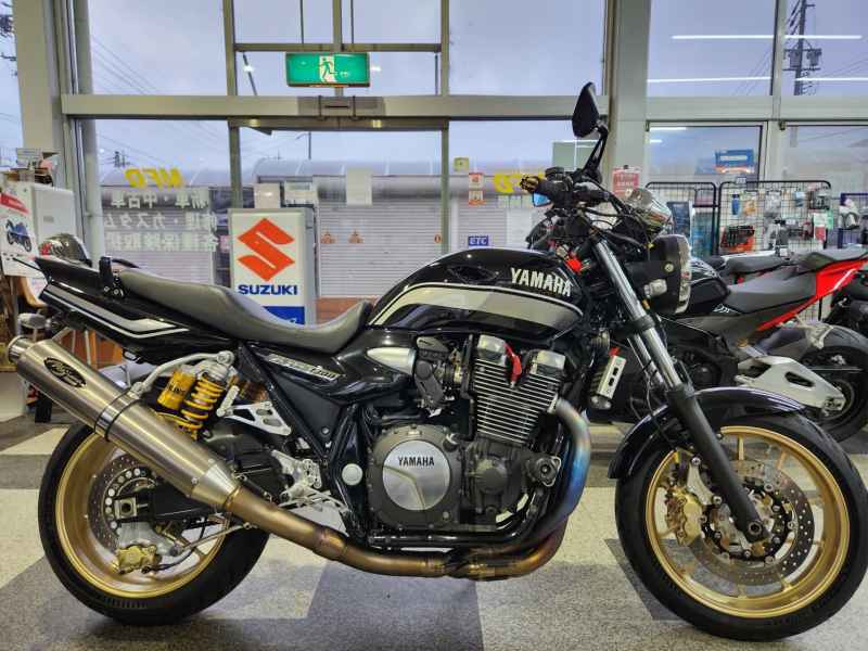 Yamaha XJR1300 2011