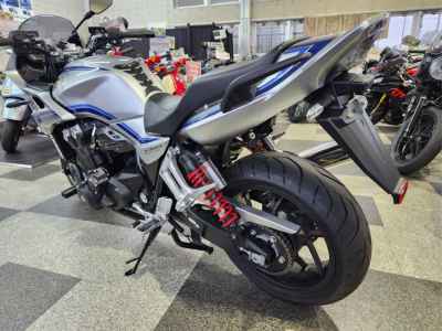 Honda CB1300 Super Boldor 2023