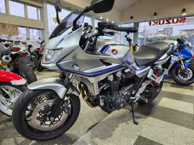 Honda CB1300 Super Boldor 2023