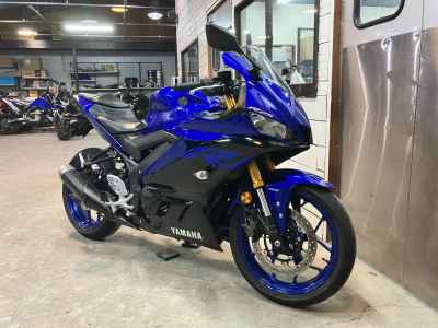 Yamaha YZF-R25 2019