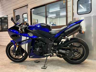 Yamaha YZF-R1 2012