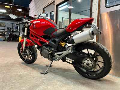 Ducati Monster 1100 2009