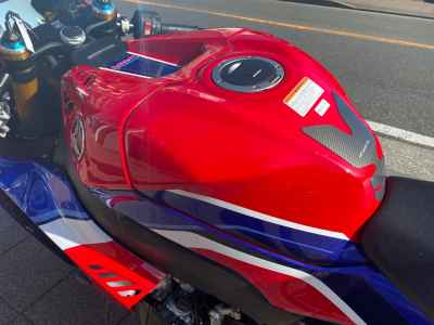 Honda CBR1000RR-R FB SP 2025