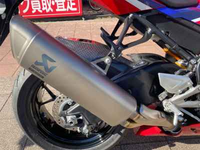 Honda CBR1000RR-R FB SP 2025