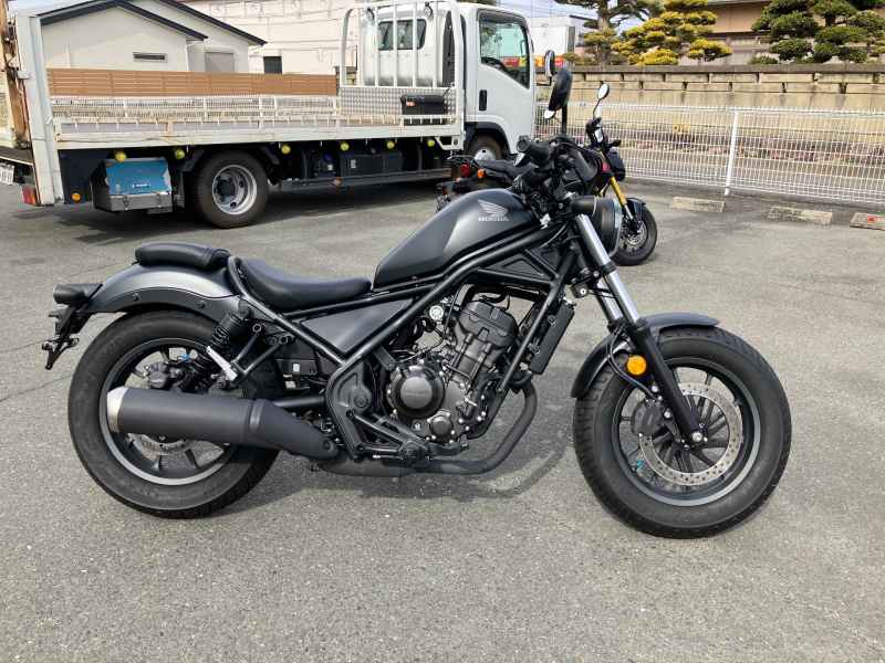 Honda XJR400 2023