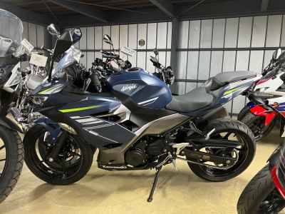 Kawasaki Ninja 400 2022