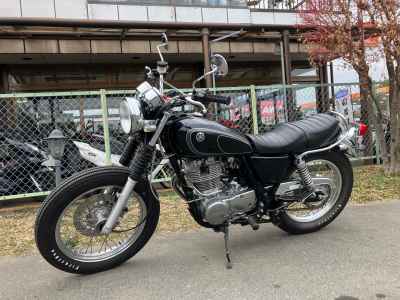 Yamaha SR400 2012