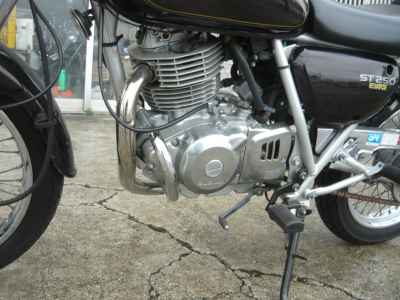 Suzuki ST250E