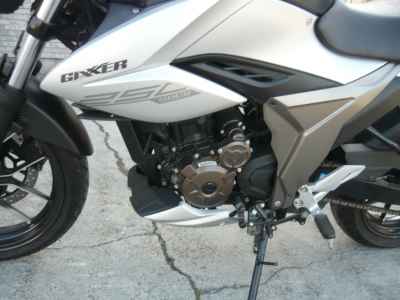 Suzuki Gixxer 250SF