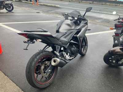 Yamaha YZF-R25 2016