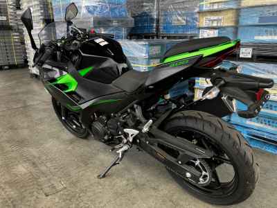 Kawasaki Ninja 400 2023