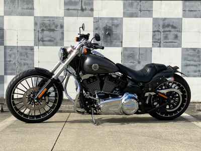 Harley-Davidson Breakout FXSB1580 2016