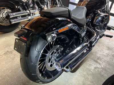 Harley-Davidson Breakout FXBR1920 2025