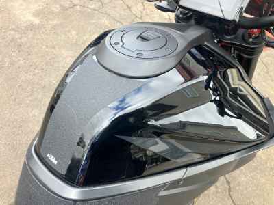 KTM 1290 Super Duke R 2020