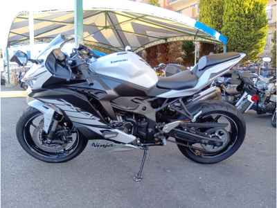 Kawasaki Ninja ZX-4R SE 2024