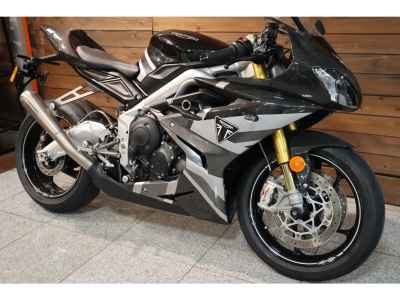 Triumph Daytona Moto2 765 2020