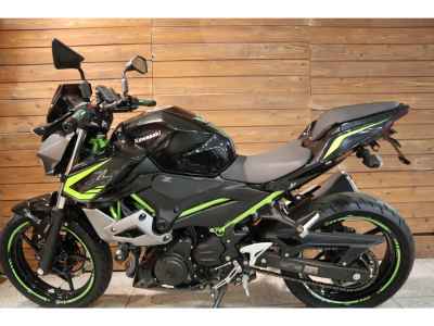 Kawasaki Z400 2019