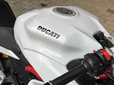 Ducati Supersport 950 S 2025