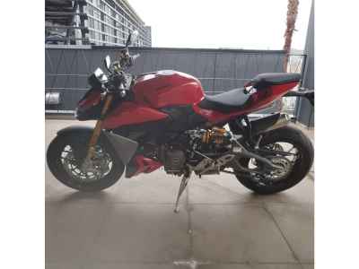 Ducati Streetfighter V2S 2025