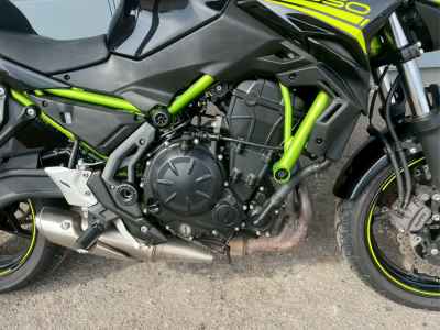 Kawasaki Z650 2021