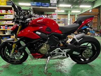 Ducati Streetfighter V4S 2021