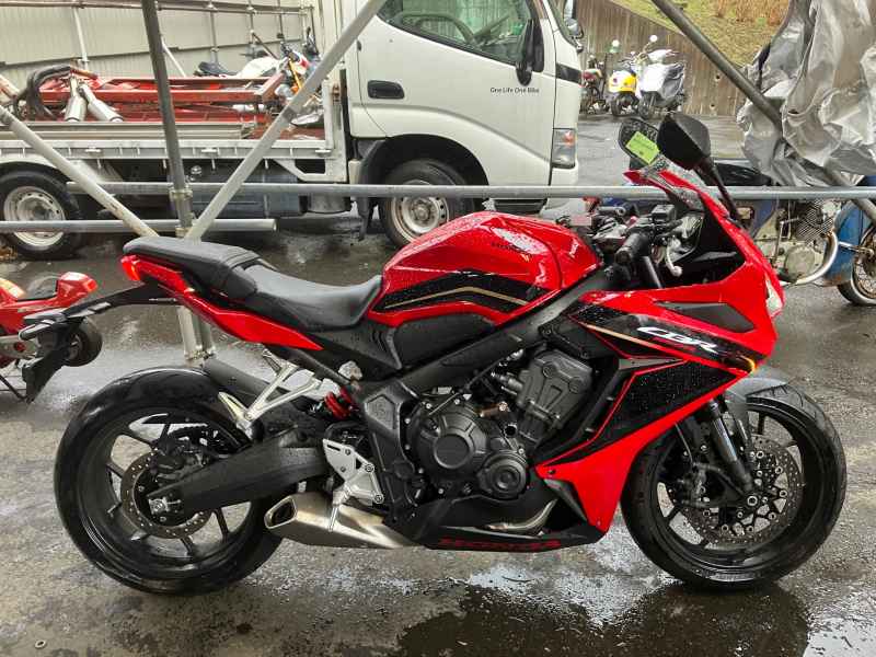 Honda CBR650R 2024