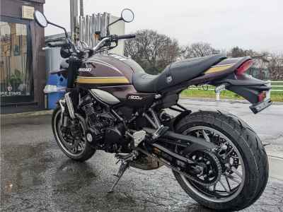 Kawasaki Z900RS 2025