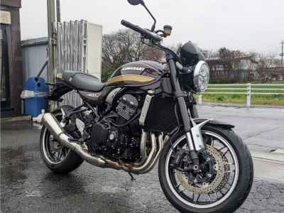 Kawasaki Z900RS 2025