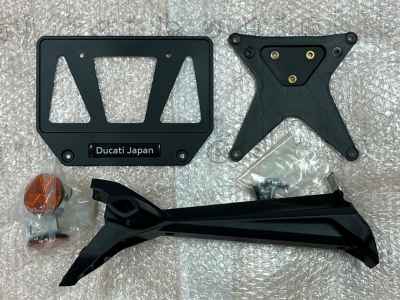 Ducati Streetfighter V2 2022