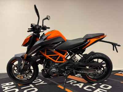 KTM 390 Duke 2023