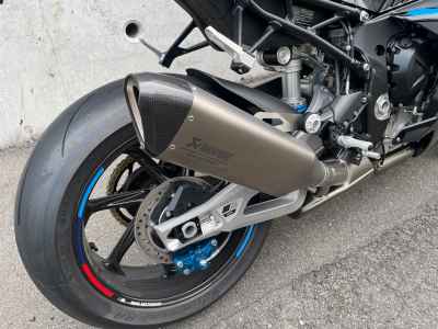 BMW M1000RR 2025