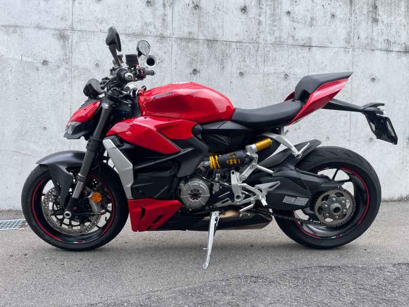 Ducati Streetfighter V2 2025