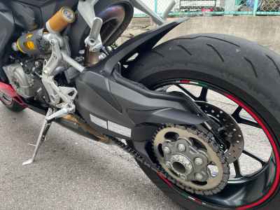 Ducati Streetfighter V2 2025