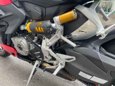 Ducati Streetfighter V2 2025