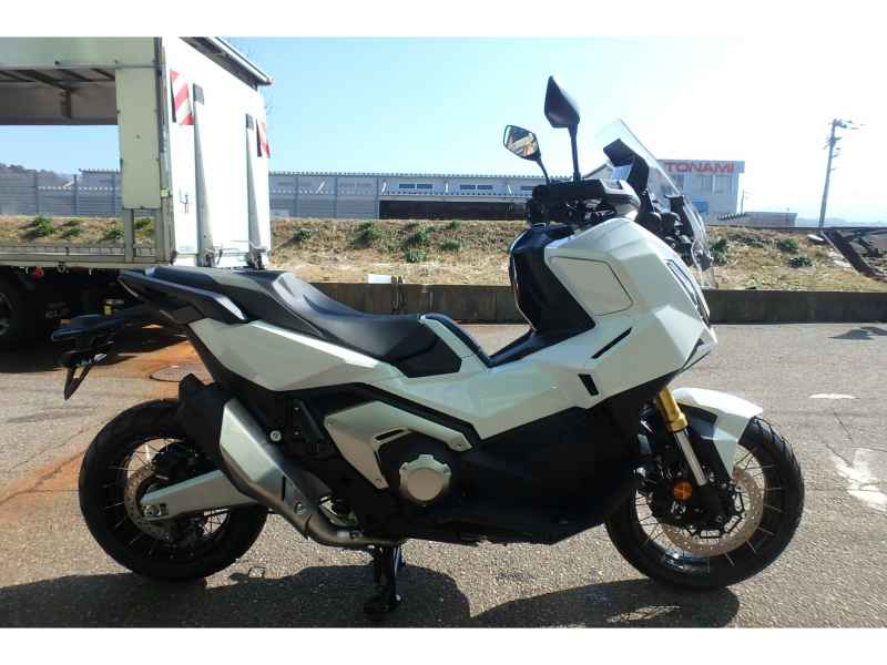 Honda X-Adv 750 2025