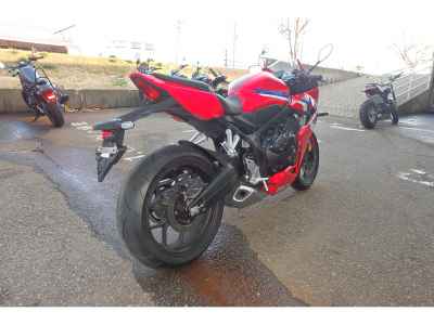 Honda CBR650R E-Clutch 2024