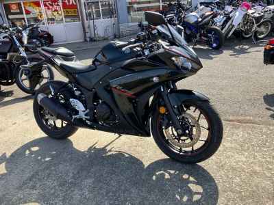Yamaha YZF-R25 2018